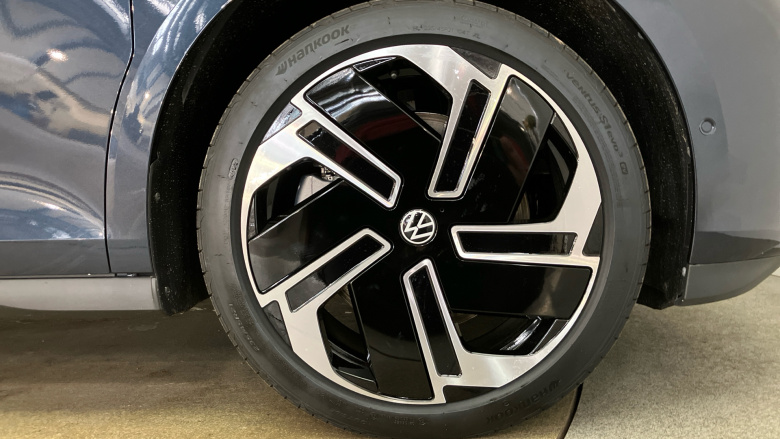 Volkswagen ID. Buzz 250kW GTX Pro 86kWh 5dr 4MOTION LWB Auto [7 Seat] Electric Estate